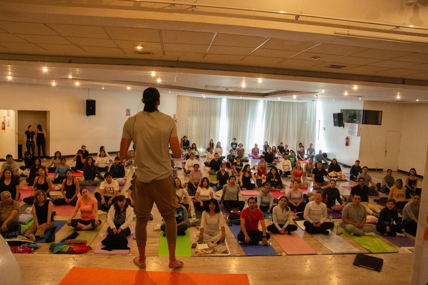 JJ Ruescas guiding a live breathwork session