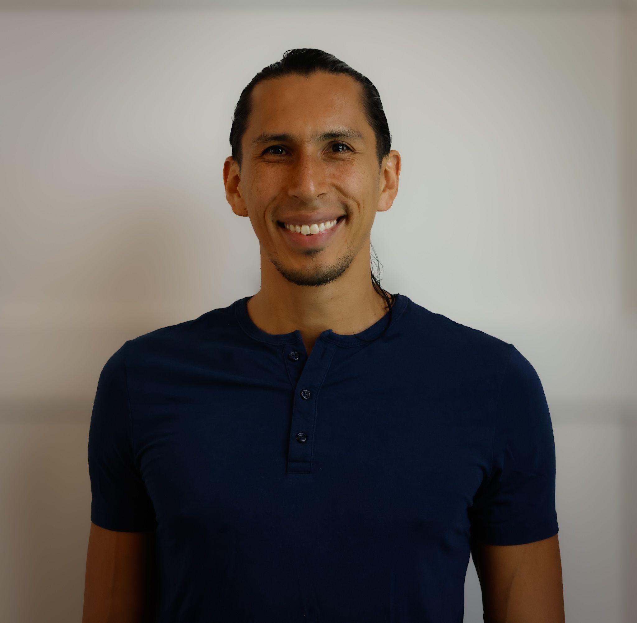 JJ Ruescas, breathwork facilitator